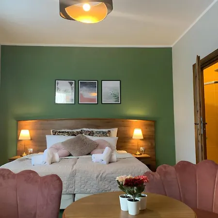 Dw California Bed & Breakfast *