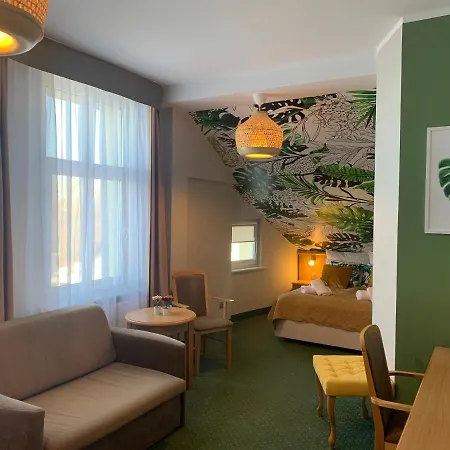 B&B Dw California 4*