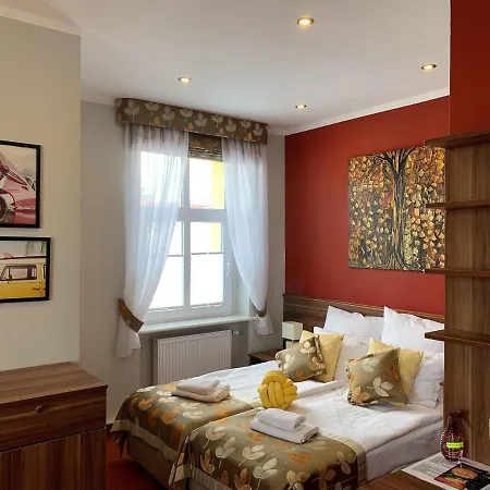 Bed & Breakfast Dw California Rewal