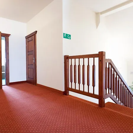 Dw California Bed & Breakfast